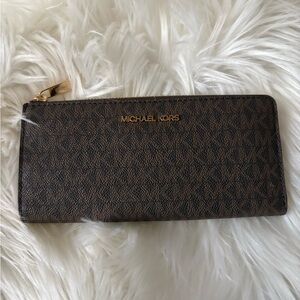 Michael Kors Jet Set Wallet